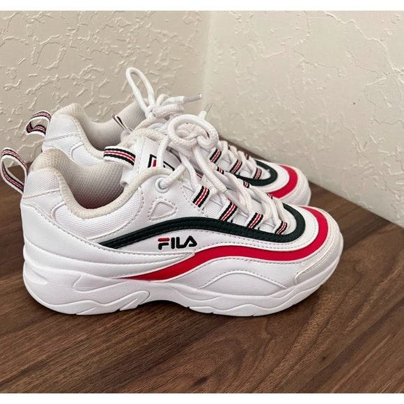 Kids' Fila Ray Leather Casual Sneakers - Picture 8 of 13